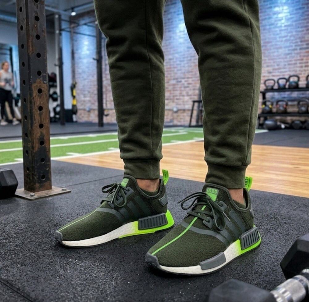 Adidas NMD R1 x Star Wars Shoes Green Yoda 2019 Athletic Sneaker Size 5